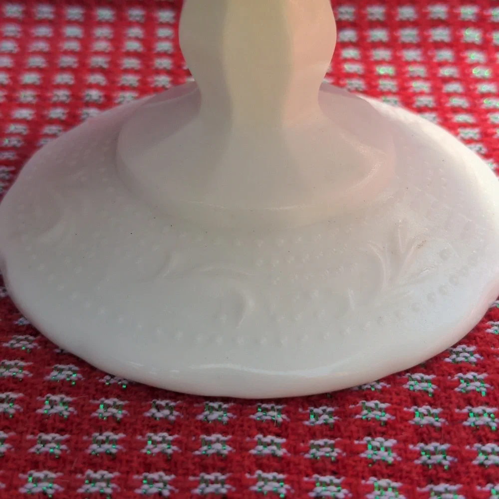 VINTAGE MCM E.O. BRODY CO M6000 WHITE MILK GLASS COMPOTE PEDESTAL CANDY …
